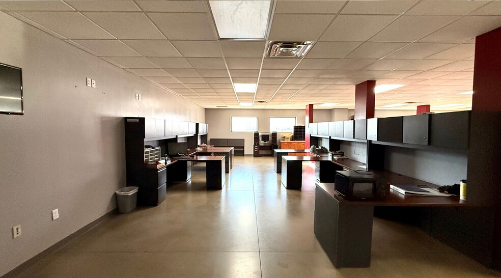 More Photos Of 6300 E Interstate 20, Midland Industrial For Sale