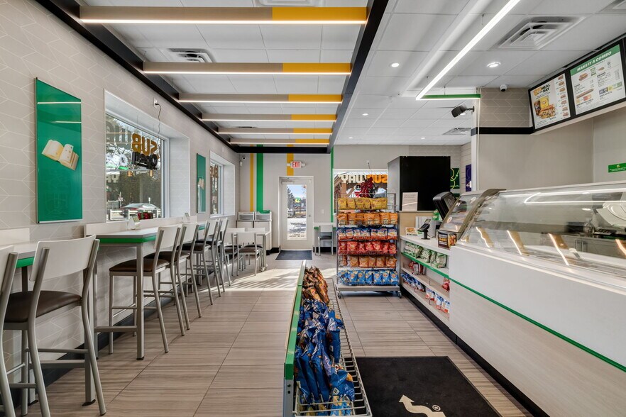 More Photos Of 99 Ohio River Blvd, Leetsdale Fast Food For Sale