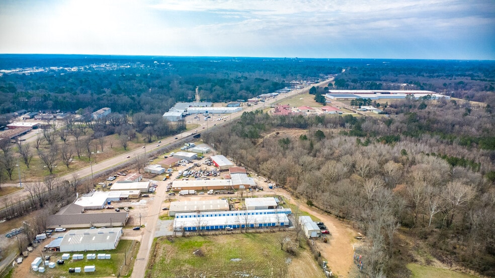 More Photos Of 5849 N Commerce Plz, Jackson Self Storage For Sale