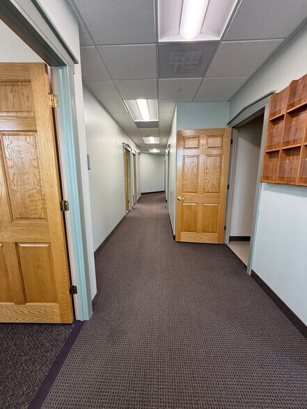 More Photos Of 105 Centennial St, La Plata Medical For Sale