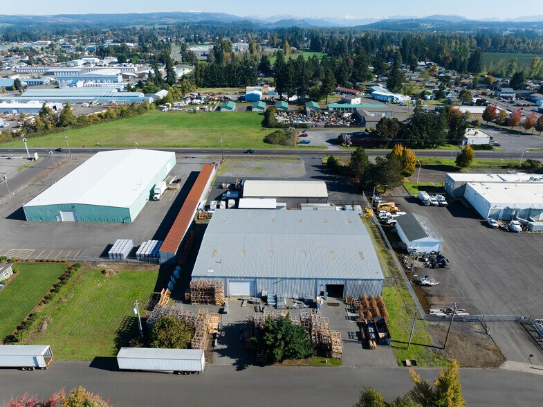 More Photos Of 873 Willamette Ave, Stayton Warehouse For Sale
