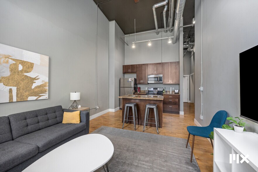 More Photos Of 139 Pearl St NW, Grand Rapids Multifamily For Sale