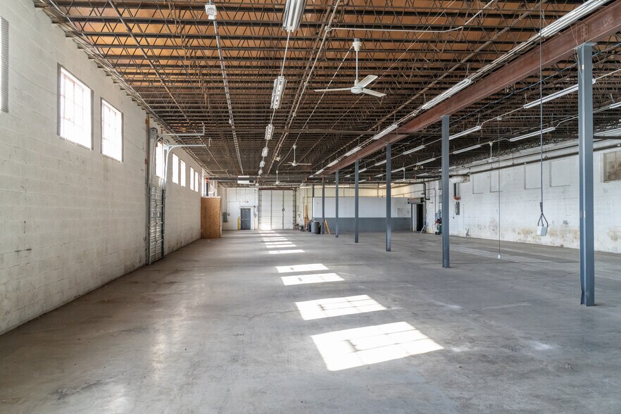 More Photos Of 1575 Lake St, Elmira Manufacturing For Lease