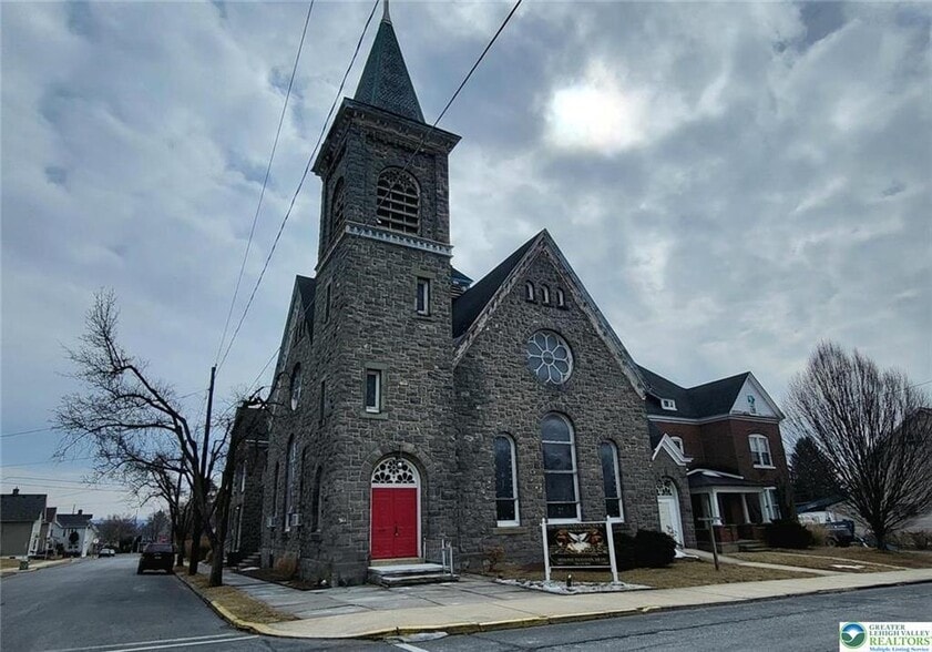 More Photos Of 425-429 Walnut St, Catasauqua Religious Facility For Sale