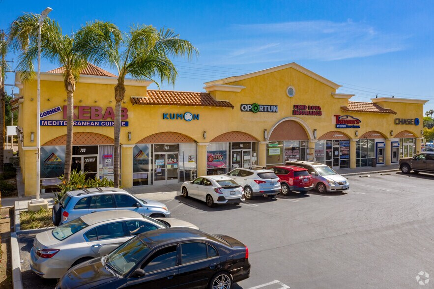 More Photos Of 14701-14729 Rinaldi St, San Fernando Unknown For Lease