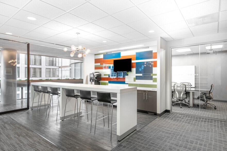 More Photos Of 4830 W Kennedy Blvd, Tampa Coworking Space