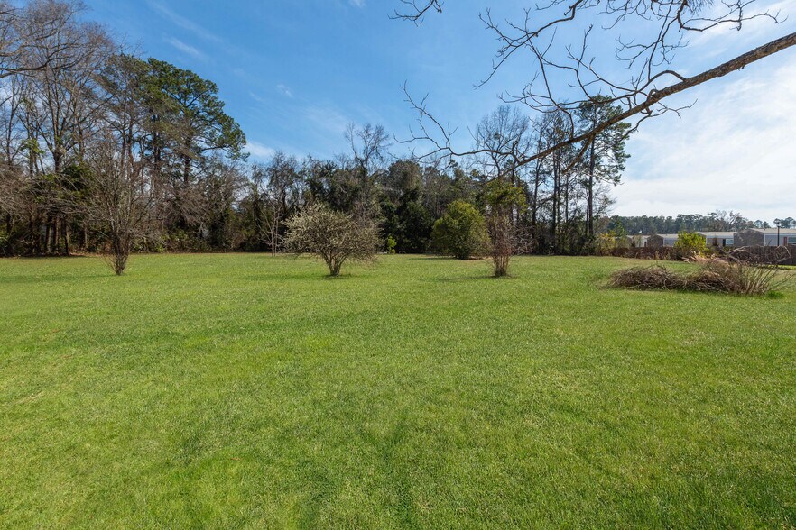 More Photos Of 126 N Highway 52, Moncks Corner Flex For Sale