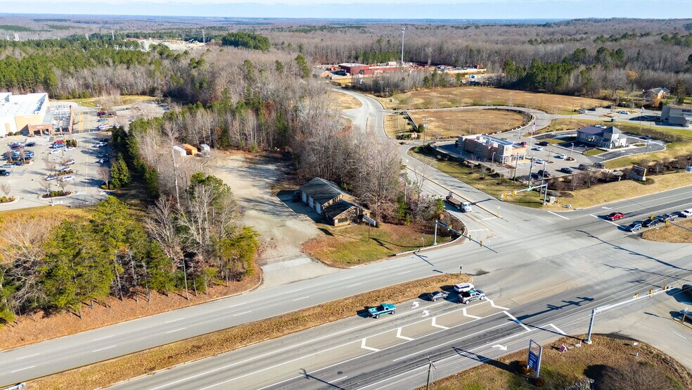 More Photos Of 1922 Anderson Hwy, Powhatan General Retail For Sale