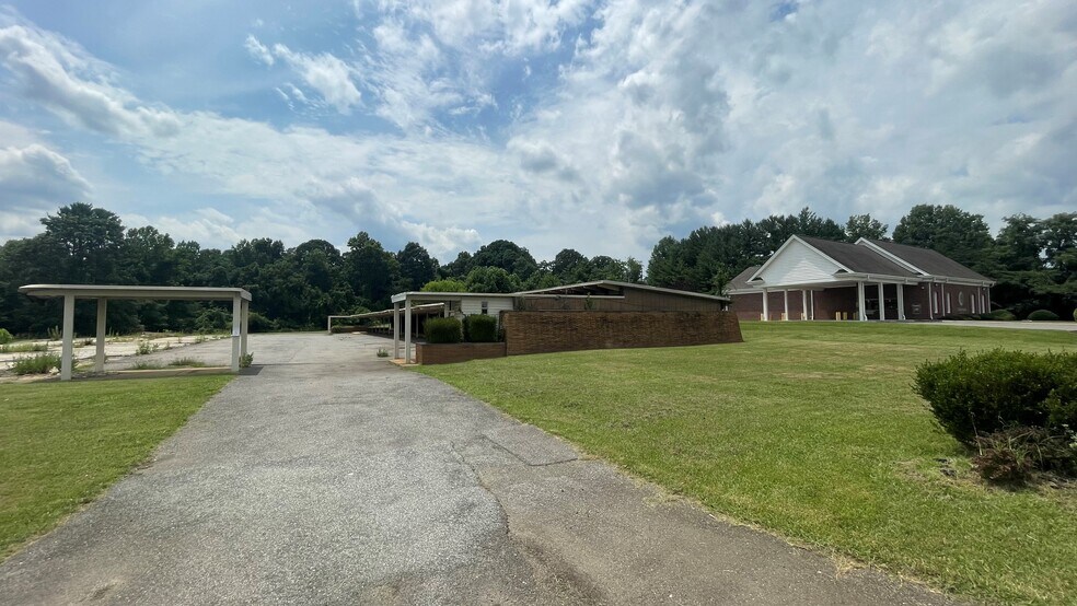 Primary Photo Of 4512 S Amherst Hwy, Madison Heights Land For Sale