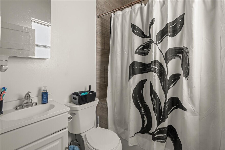More Photos Of 677 Ellis St, San Francisco Apartments For Sale