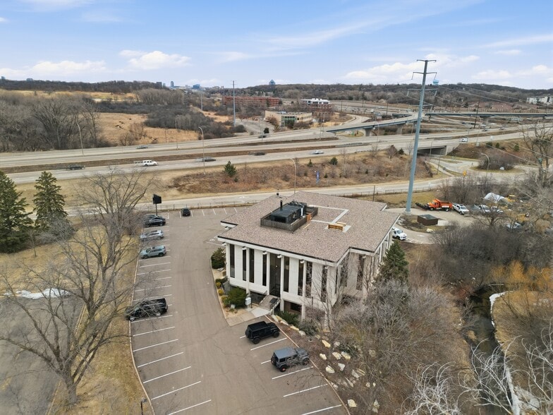 More Photos Of 7777 Washington Ave S, Edina Loft Creative Space For Lease