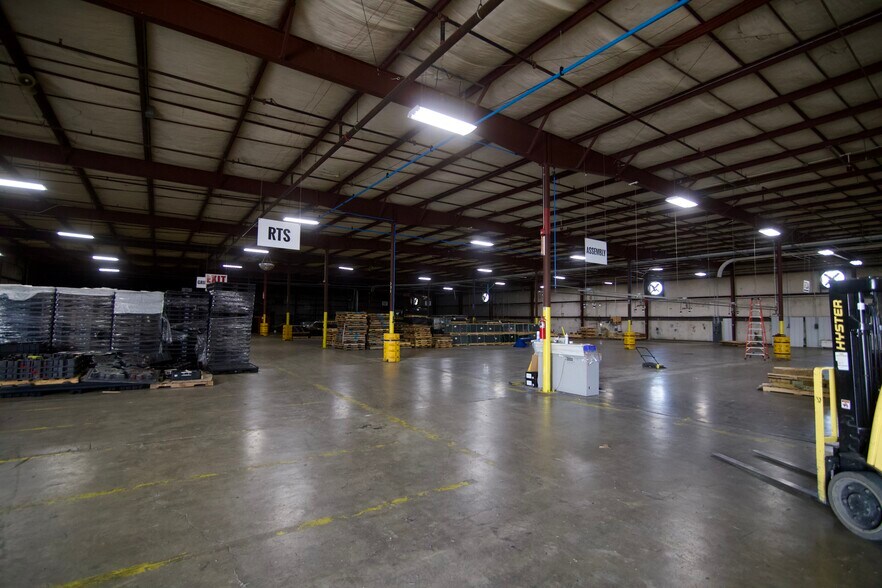 More Photos Of 200 Carrier Dr, Morrison Warehouse For Lease