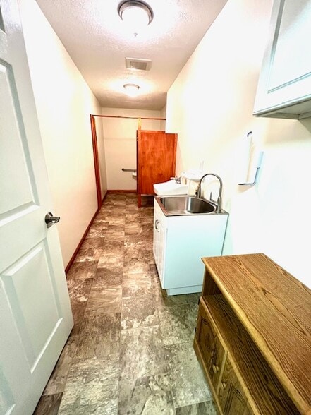 More Photos Of 6505 Stoney Ridge Rd, North Ridgeville Religious Facility For Sale