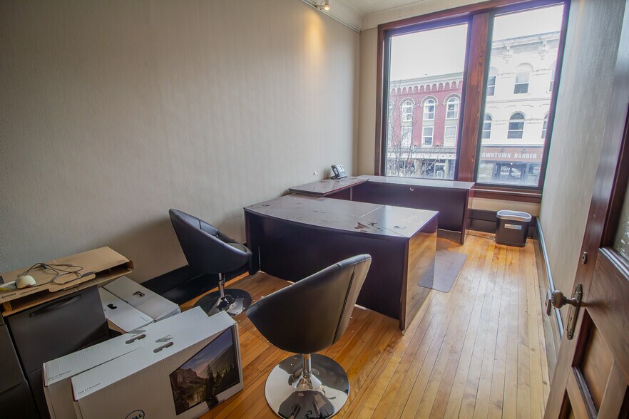 More Photos Of 174 Glen St, Glens Falls Office For Sale