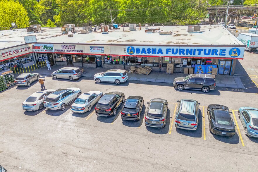 More Photos Of 4000-4026 Boston Rd, Bronx Storefront For Sale