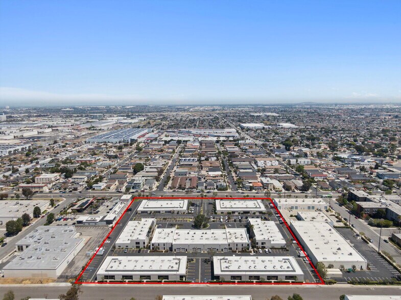 More Photos Of 20610 Manhattan Pl, Torrance Light Distribution For Lease
