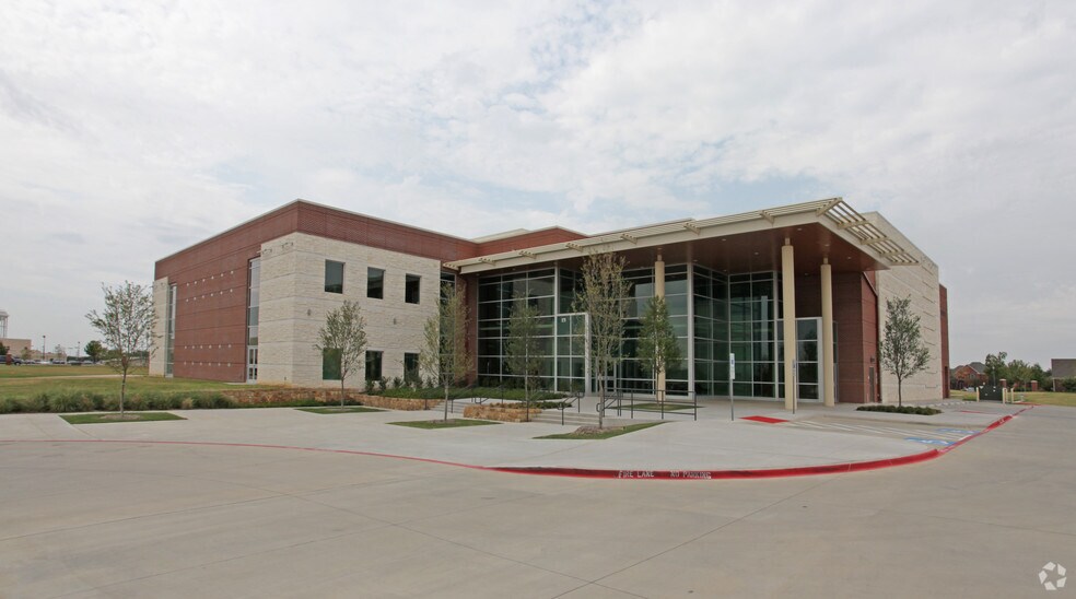More Photos Of 6101 Morriss Rd, Flower Mound Religious Facility For Sale