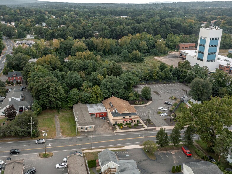 More Photos Of 388 Broad St, Bristol General Retail For Sale