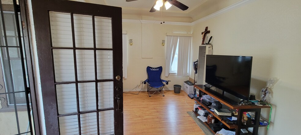 More Photos Of 502 E Wellington Ave, Santa Ana Apartments For Sale