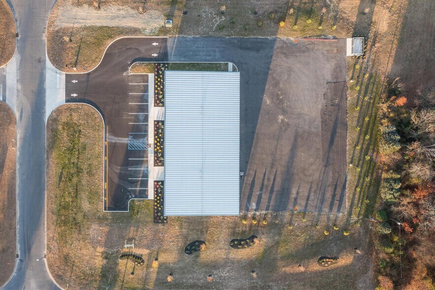 More Photos Of 1 Kerry Ct, Southampton Warehouse For Lease