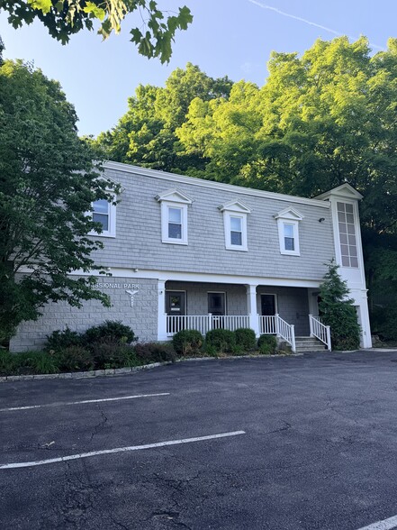 Primary Photo Of 356 US-202 Rt, Somers Town Office For Lease