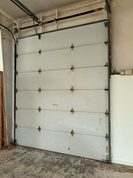 More Photos Of 60 S Mountain Dr, Decatur Industrial For Lease