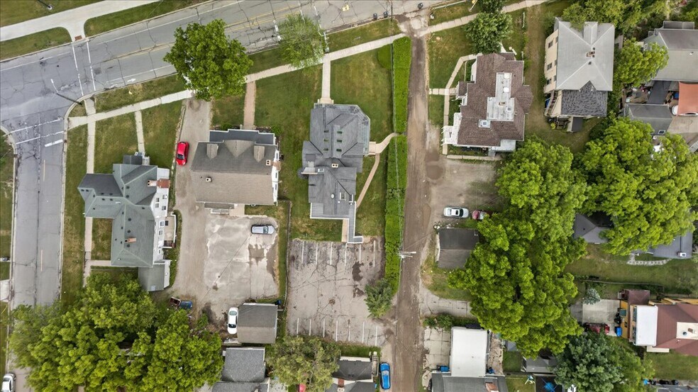 More Photos Of 415 W Forest Ave, Ypsilanti Sorority Fraternity House For Sale