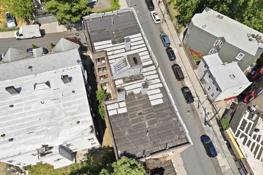 More Photos Of 2 Overlook Ter, Yonkers Apartments For Sale