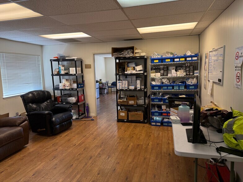 More Photos Of 1550 La Pradera Dr, Campbell Office For Sale