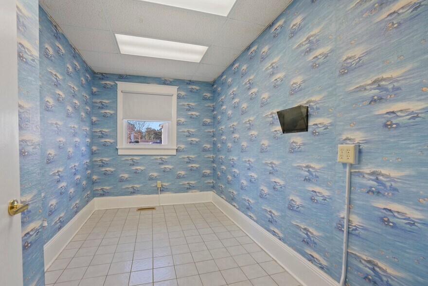 More Photos Of 611 Carthage St, Sanford Medical For Lease