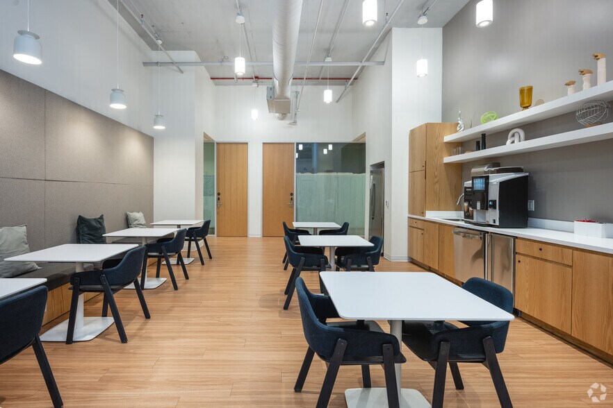 Photo of 2nd Floor Ste Office for 2