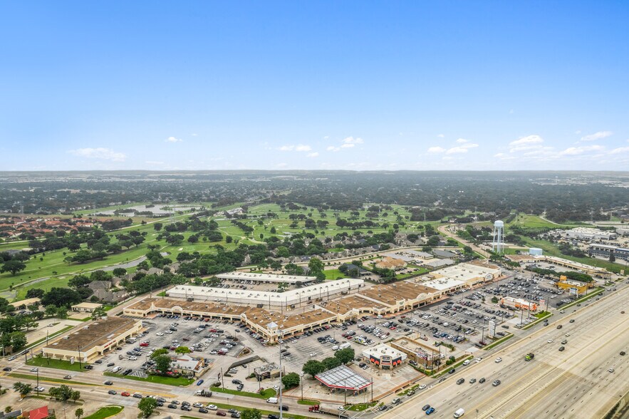 More Photos Of 17360-17458 Hwy 290, Houston Unknown For Lease