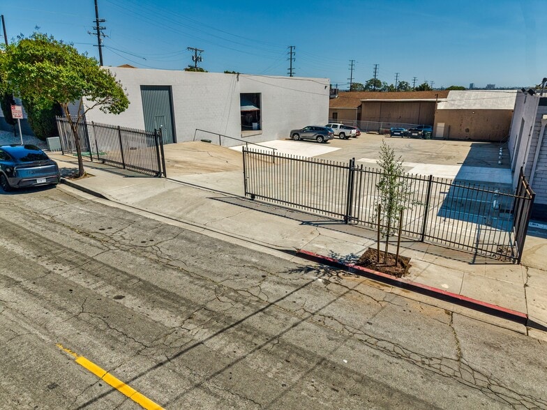 More Photos Of , Signal Hill Industrial For Sale