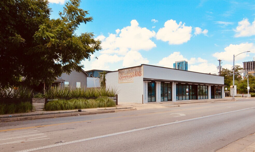 More Photos Of 1201 E Cesar Chavez St E, Austin Coworking Space