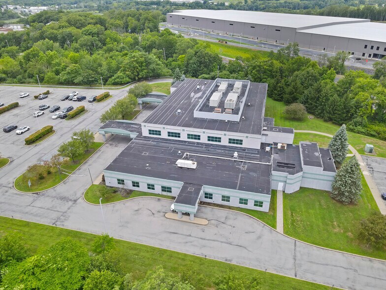 More Photos Of 70 Hatfield Ln, Goshen Medical For Lease