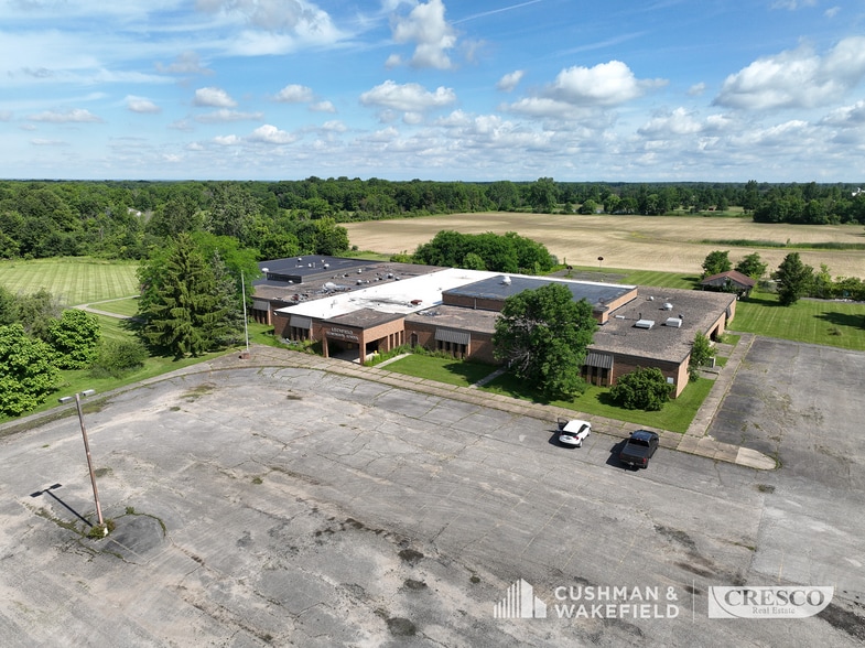 Primary Photo Of 9339 Brooker St, Litchfield Schools For Sale