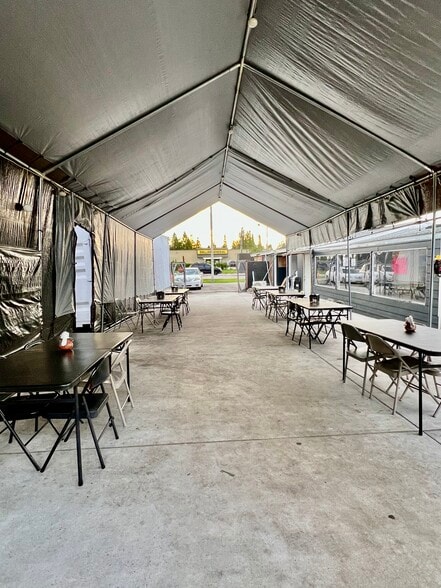 More Photos Of 6101 Symmes Rd, Gibsonton Restaurant For Sale