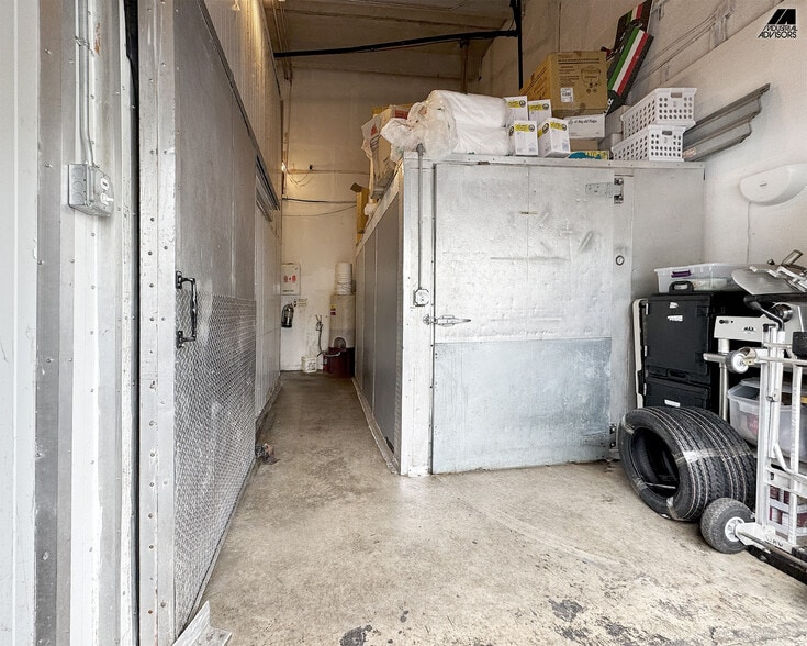 More Photos Of 4960 NW 165th St, Miami Warehouse For Sale