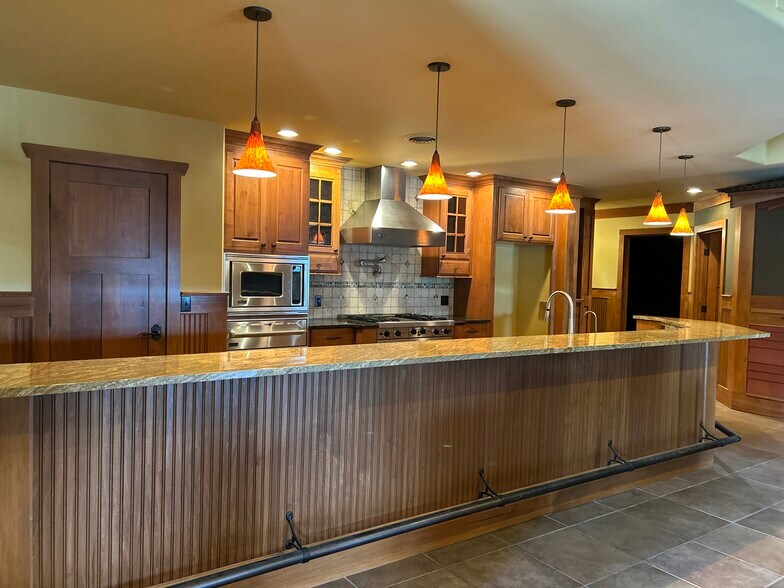 More Photos Of 4946 Main St, Onekama General Retail For Sale