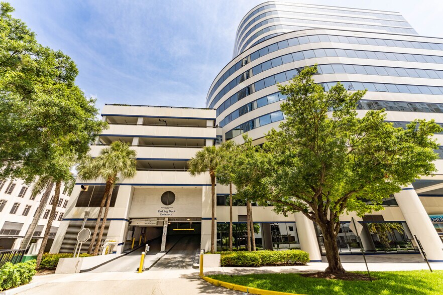 500 E Broward Blvd, Fort Lauderdale, FL 33301 - Office For Lease