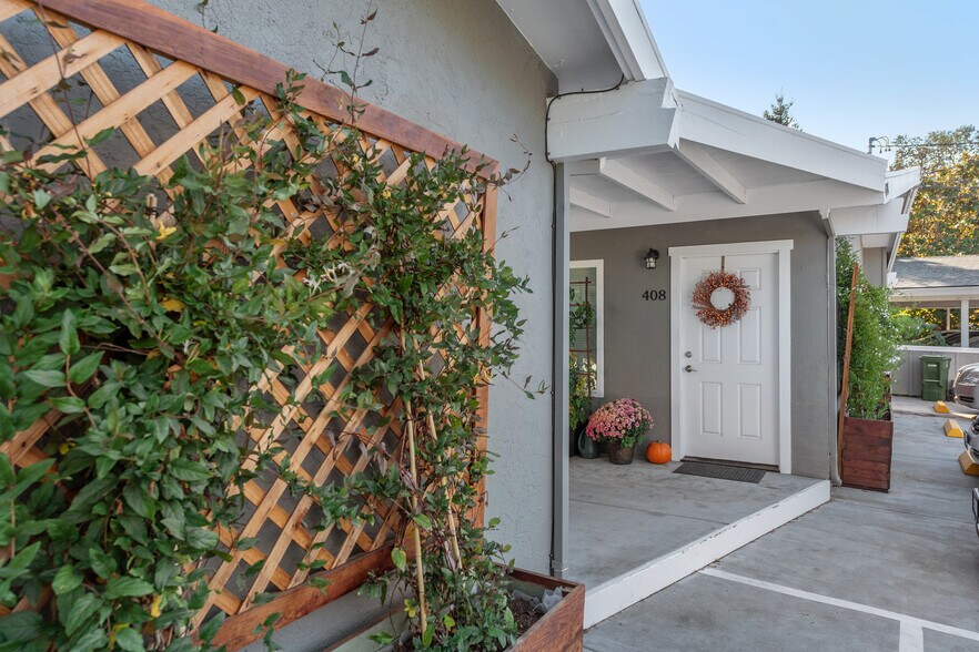 More Photos Of 408 Keller St, Petaluma Apartments For Sale