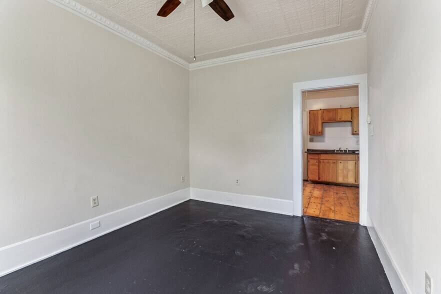 More Photos Of 462-470 2nd Ave, Troy Storefront Retail Residential For Sale