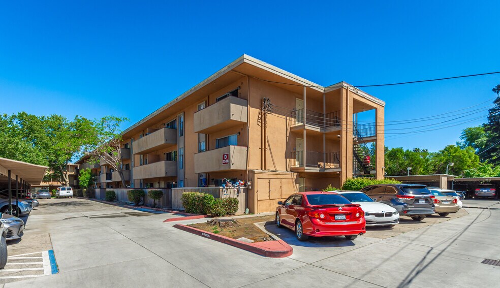 More Photos Of 3536 Watt Ave, Sacramento Apartments For Sale
