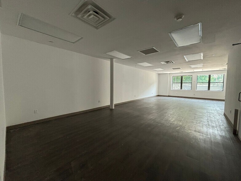 More Photos Of 1173 Bergen St, Brooklyn Daycare Center For Lease