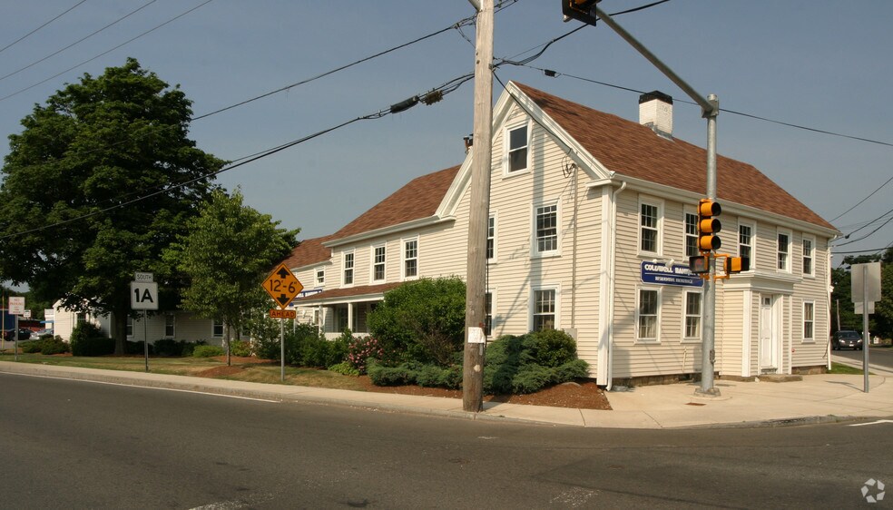 More Photos Of 50 Dodge St, Beverly Storefront For Lease