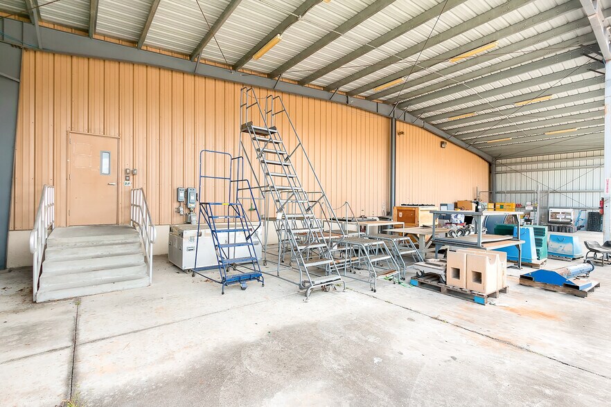 More Photos Of 4401 Fortune Pl, Melbourne Manufacturing For Lease