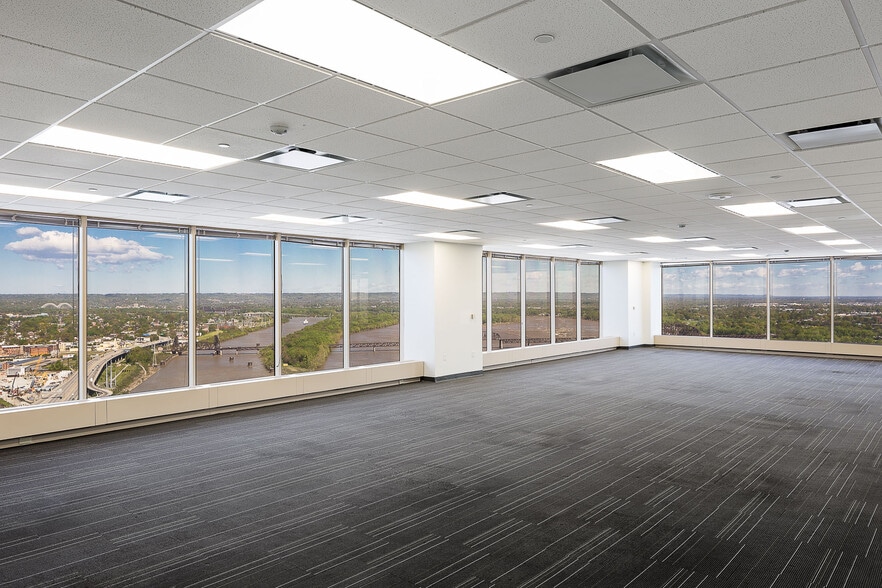 More Photos Of 101 S 5th St, Louisville Office For Lease