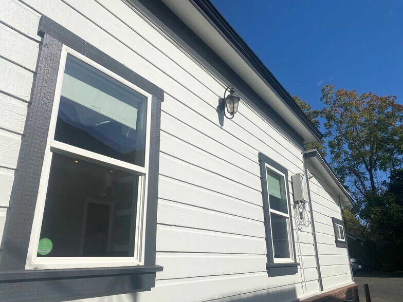 More Photos Of 3755 Taylor Rd, Loomis Freestanding For Sale