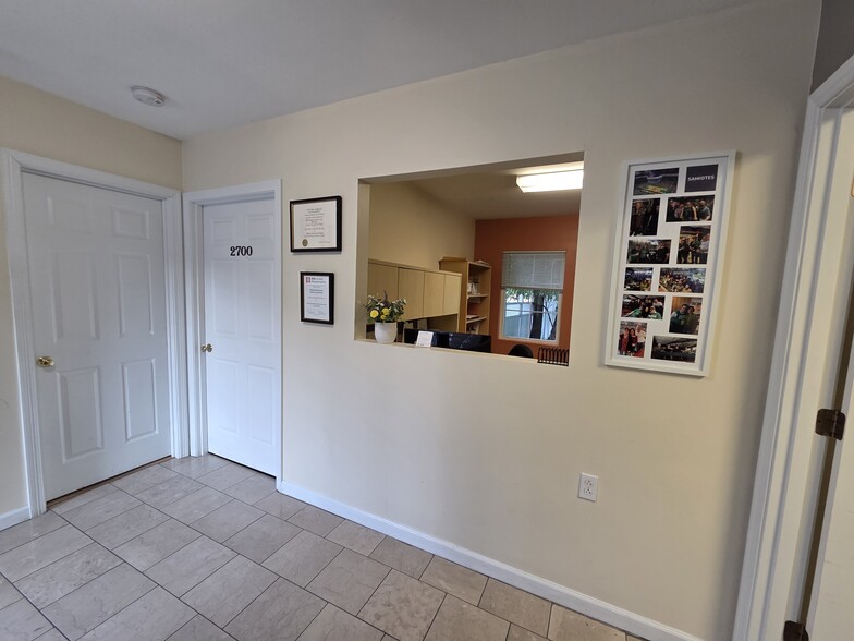 More Photos Of 20 A St, Framingham Office For Sale