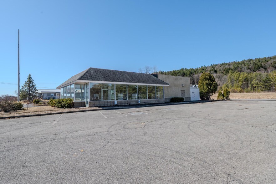 More Photos Of 270 Broadway, Whitehall Freestanding For Sale